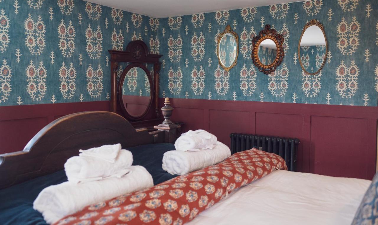 Bed and Breakfast Ullinish House Экстерьер фото